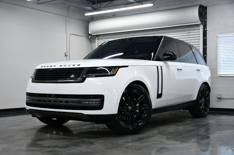 Used 2022 Land Rover Range Rover SE for sale $97,994 at Motorcars of Palm Beach in Delray Beach FL
