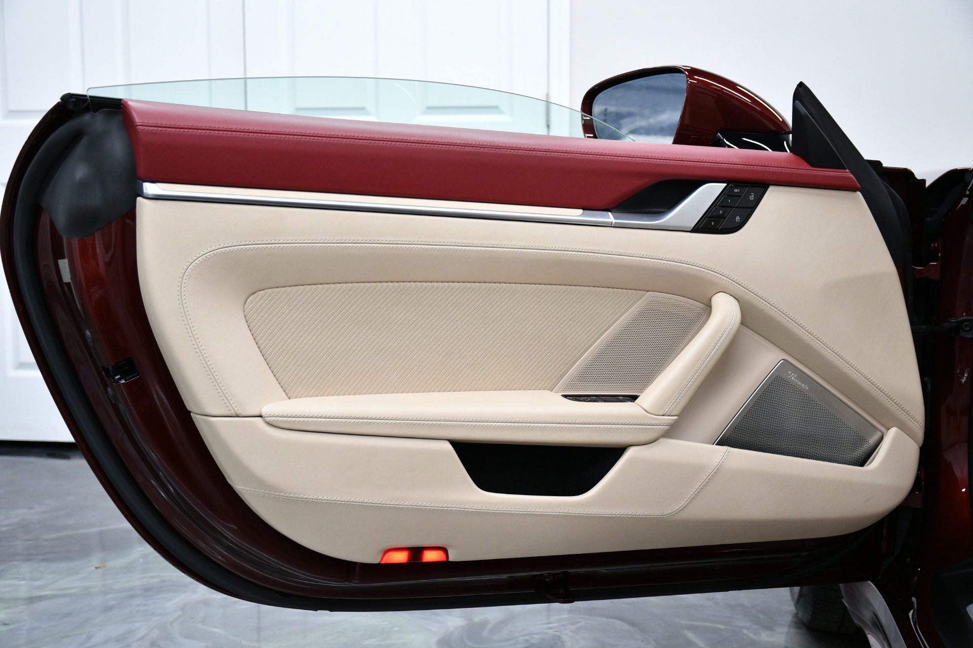 2021 Porsche 911 Targa 4S photo 21