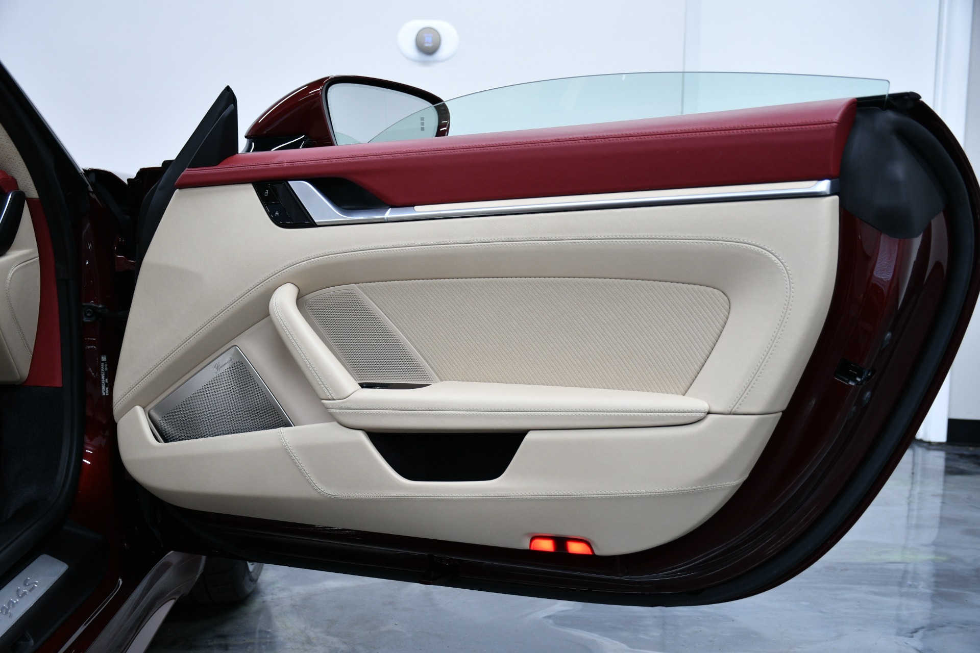 2021 Porsche 911 Targa 4S photo 48