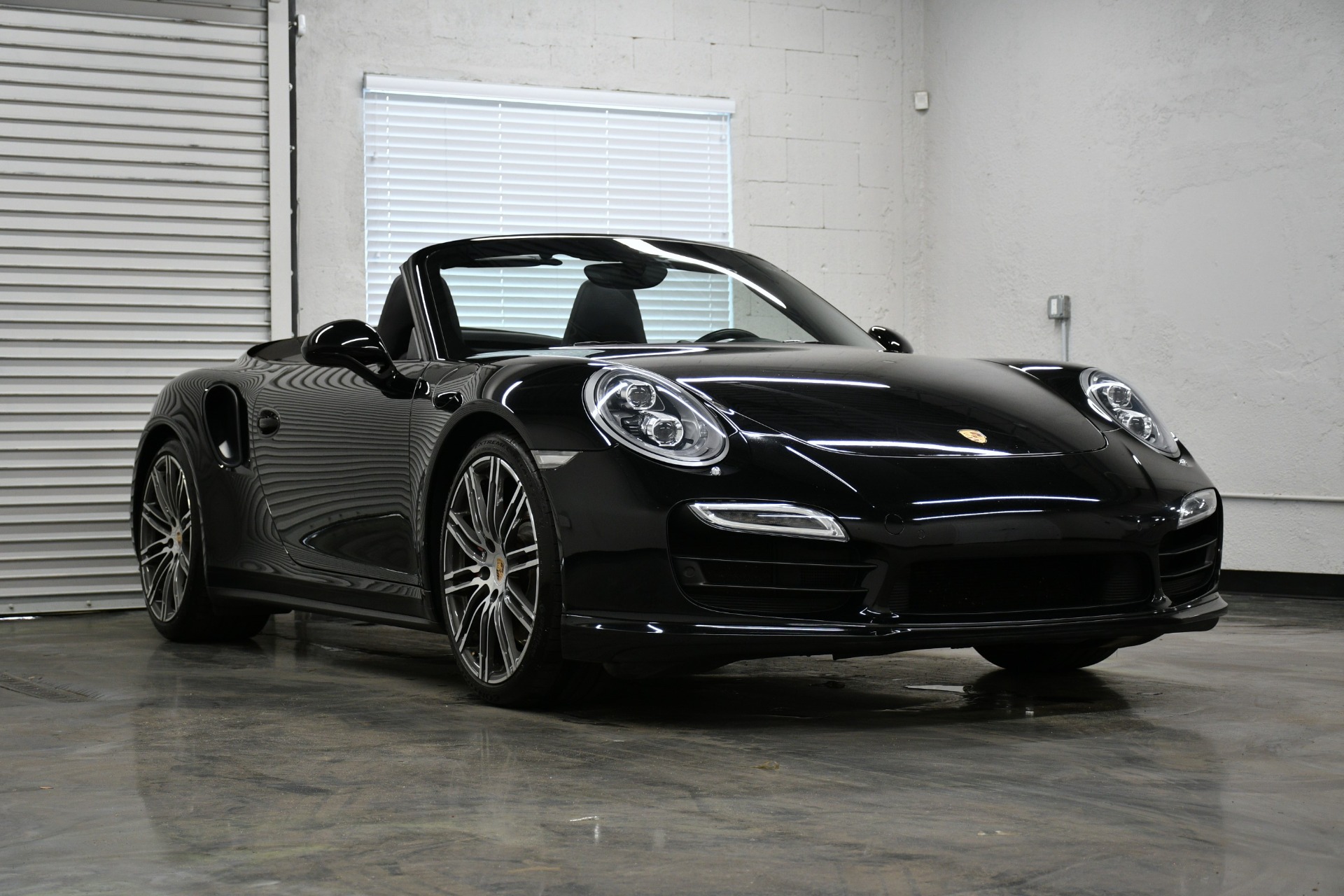 2014 Porsche 911 Turbo photo 11