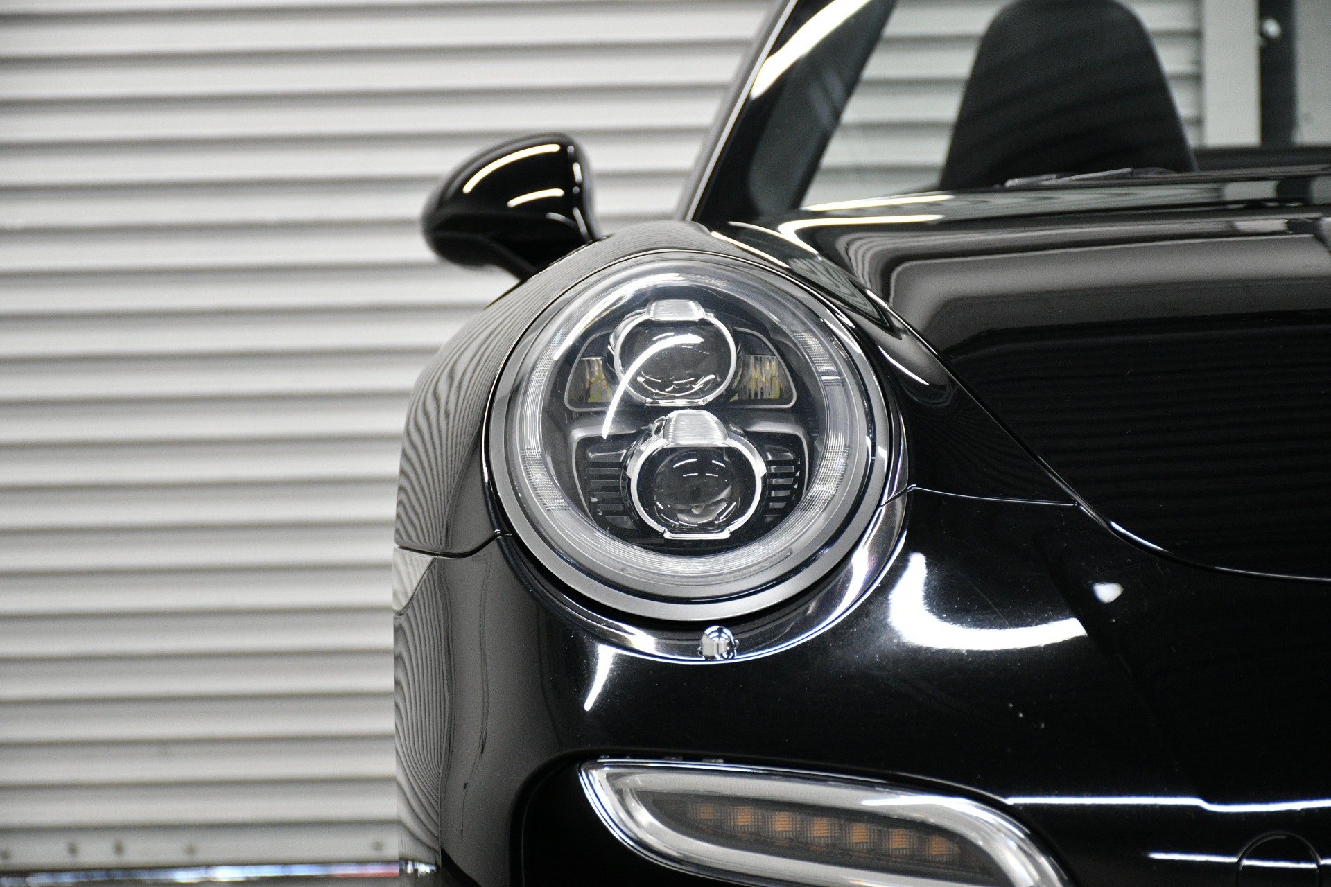 2014 Porsche 911 Turbo photo 14
