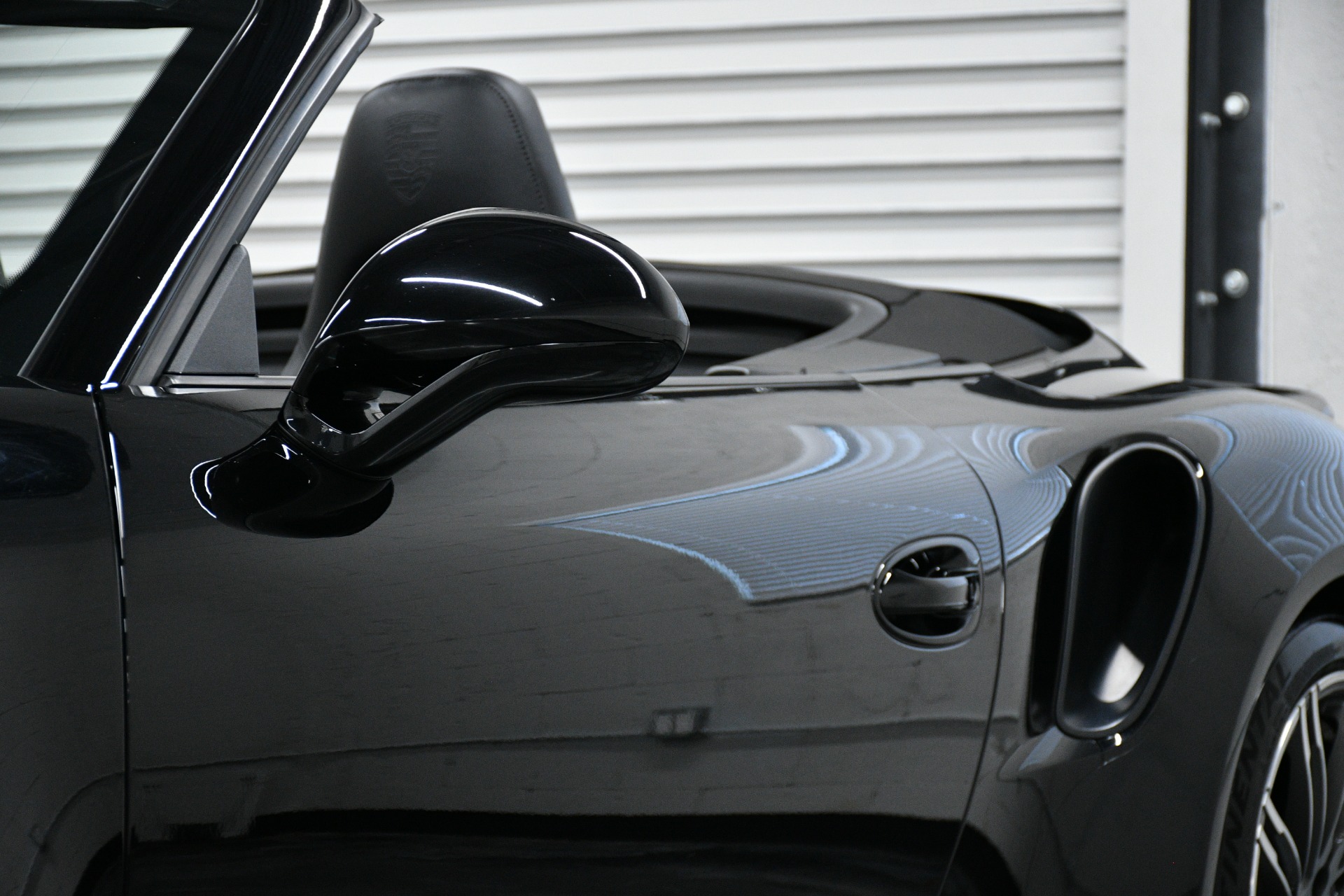 2014 Porsche 911 Turbo photo 16