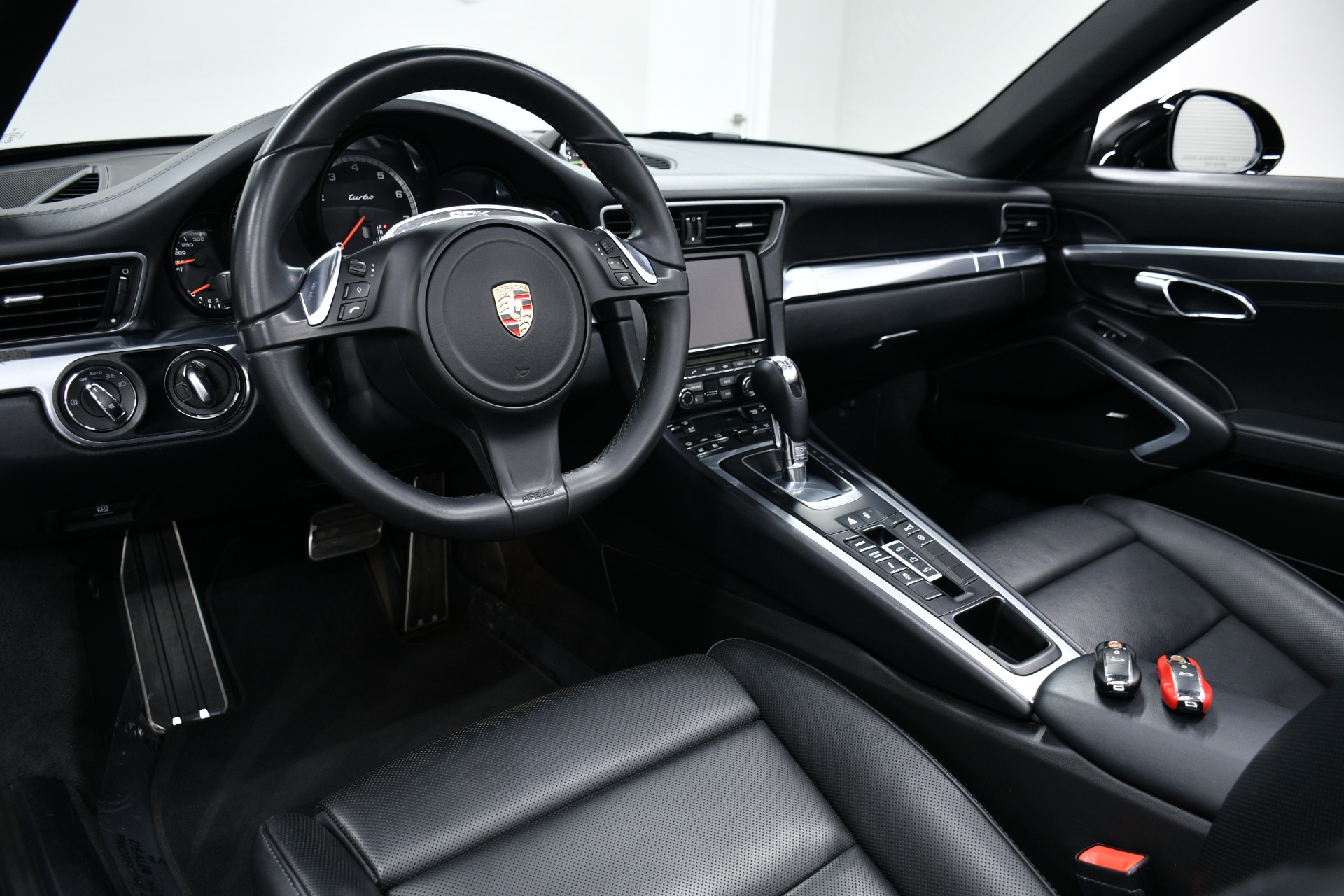 2014 Porsche 911 Turbo photo 20
