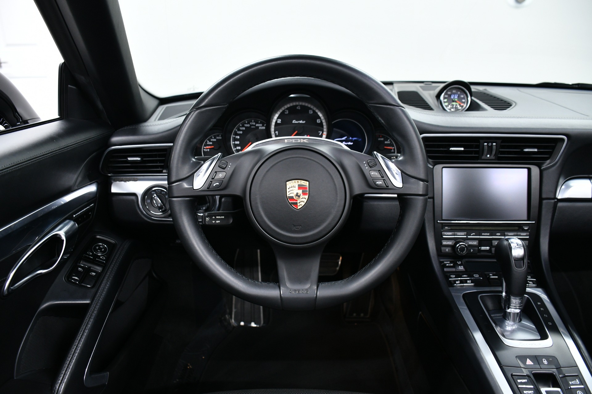 2014 Porsche 911 Turbo photo 29