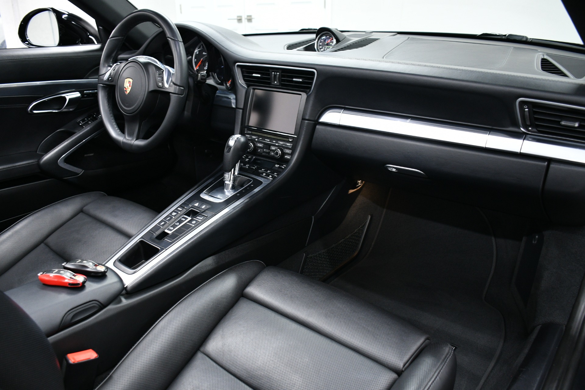 2014 Porsche 911 Turbo photo 47