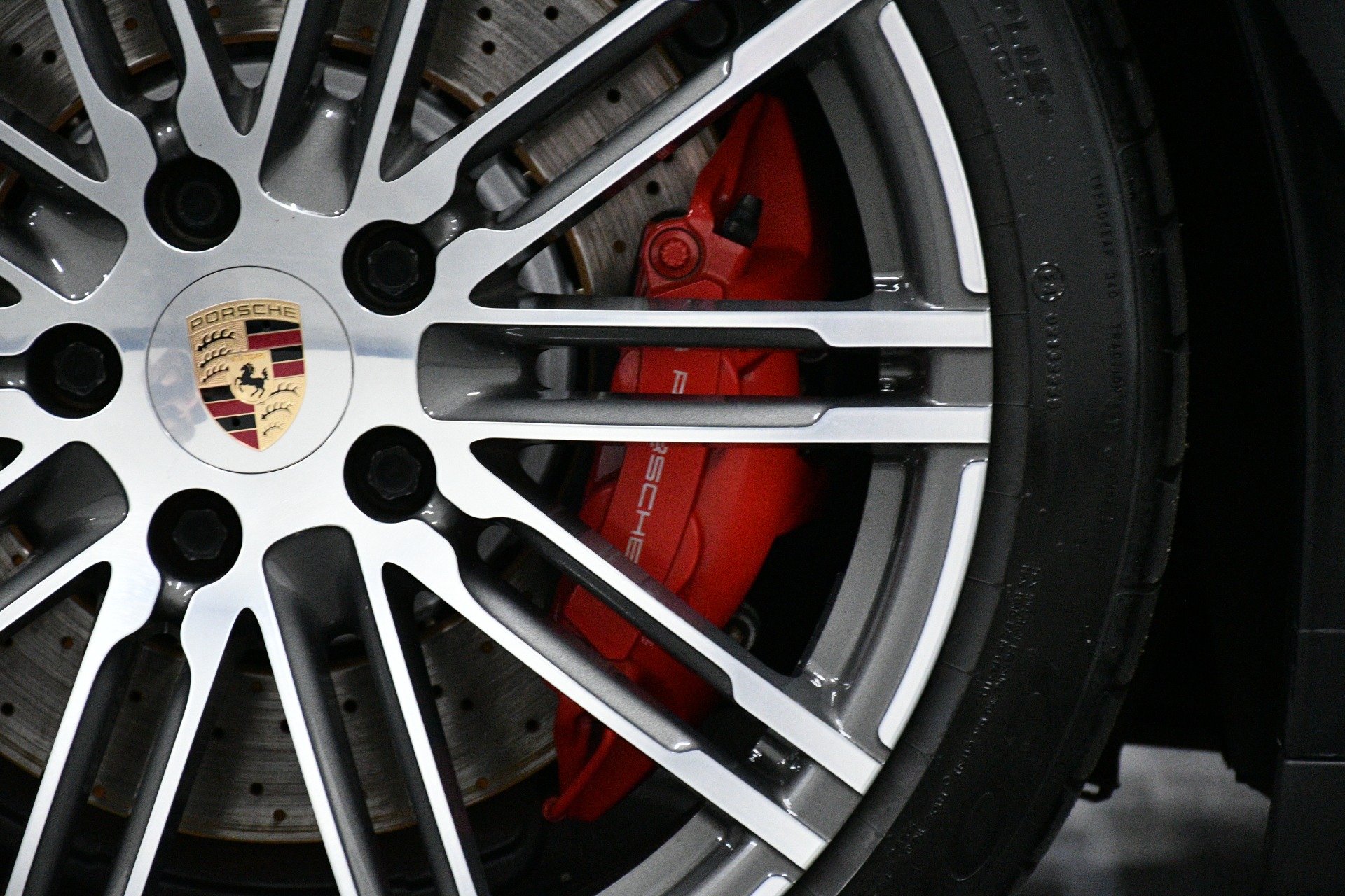 2014 Porsche 911 Turbo photo 63