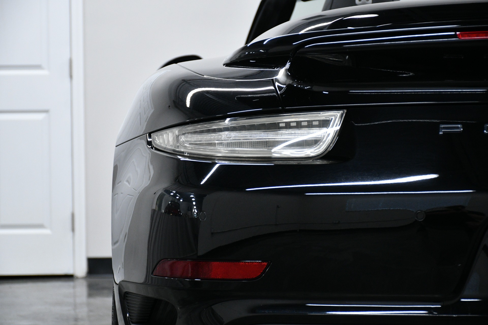 2014 Porsche 911 Turbo photo 6