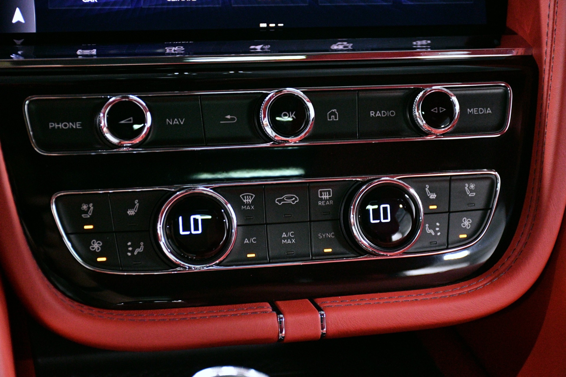 2022 Bentley Bentayga V8 photo 30