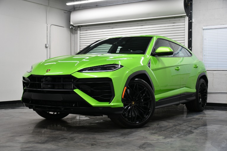 Used 2025 Lamborghini Urus SE for sale $309,097 at Motorcars of Palm Beach in Delray Beach FL