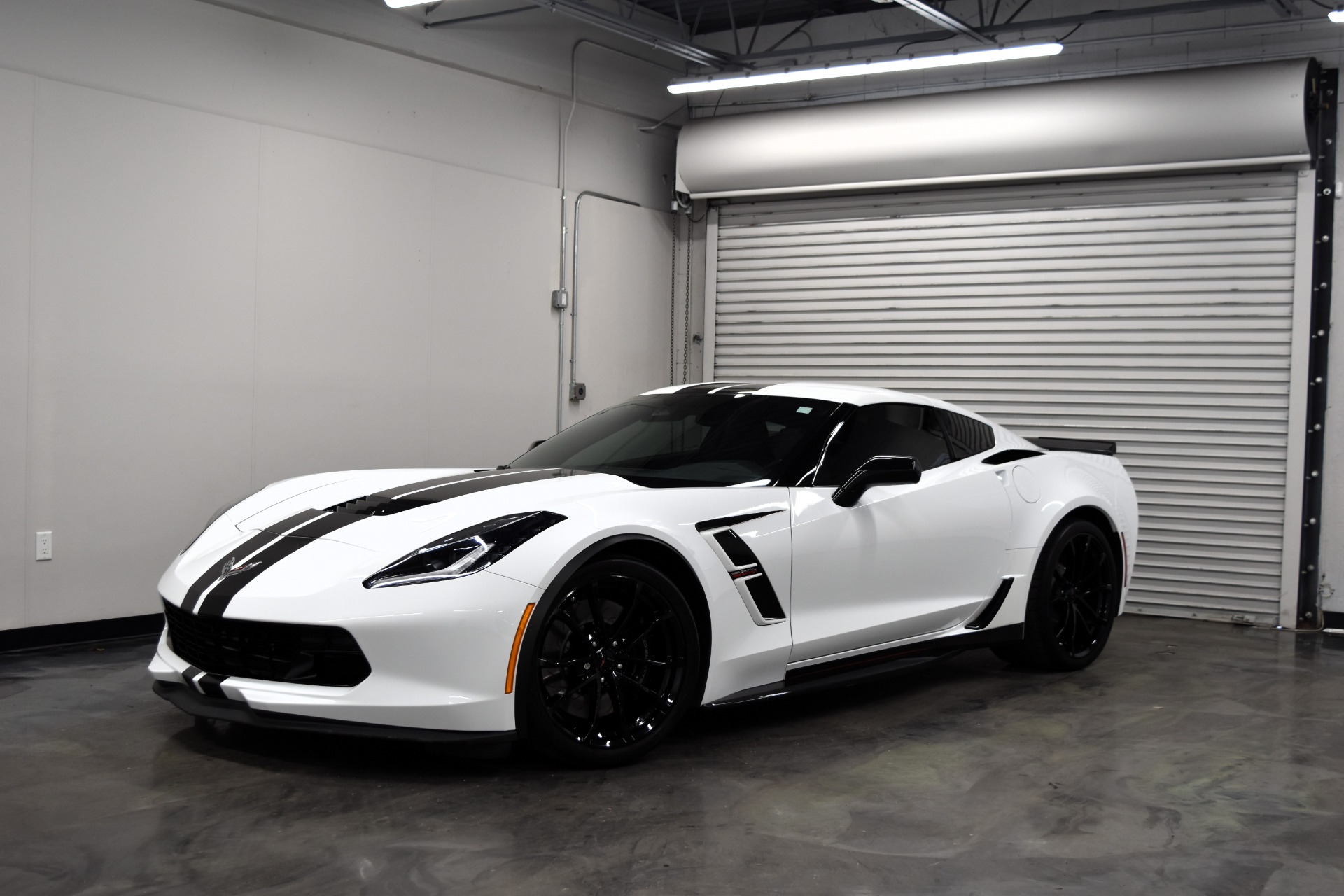 2019 Chevrolet Corvette Grand Sport 1LT photo 2