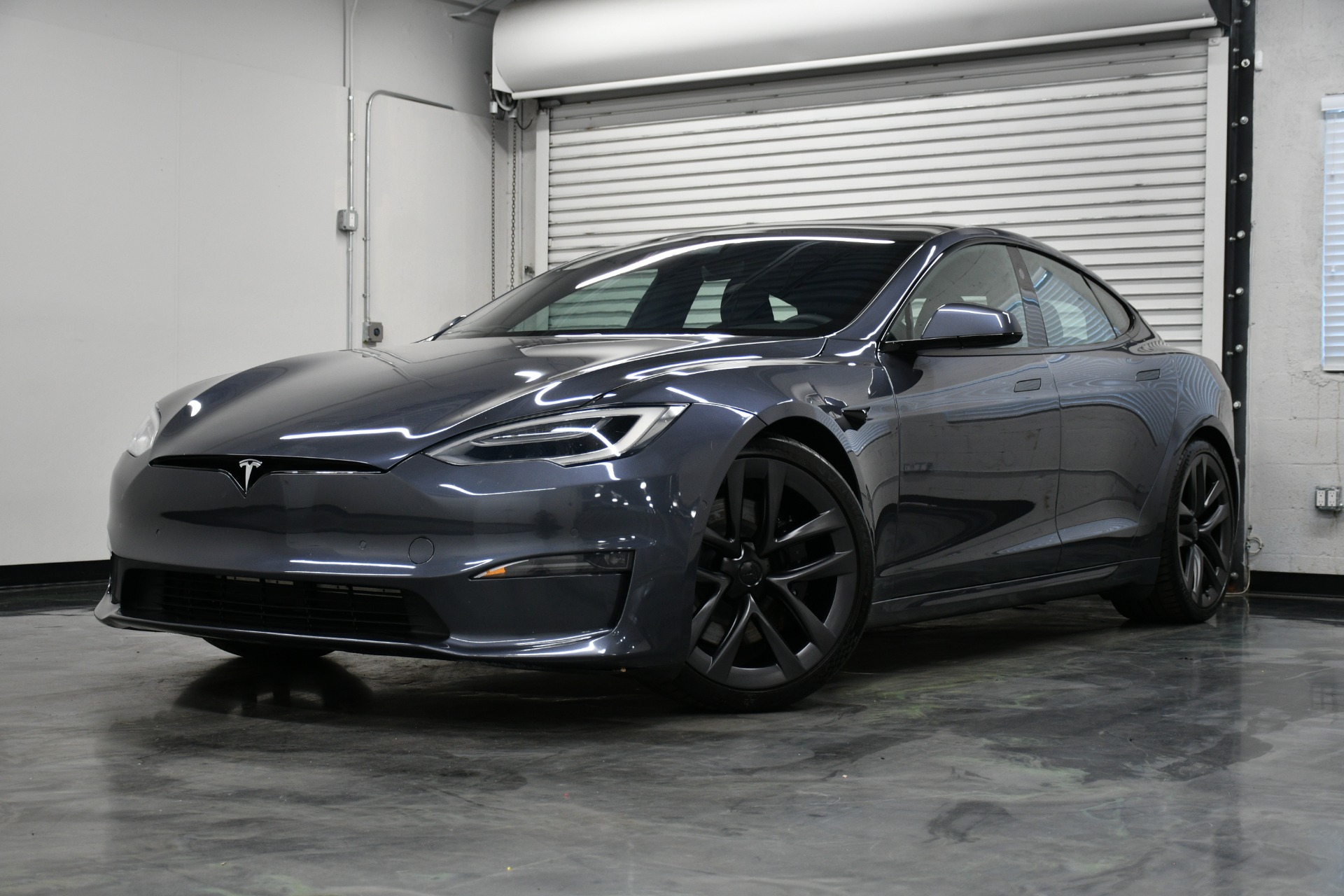 2021 Tesla Model S Long Range Plus's photo