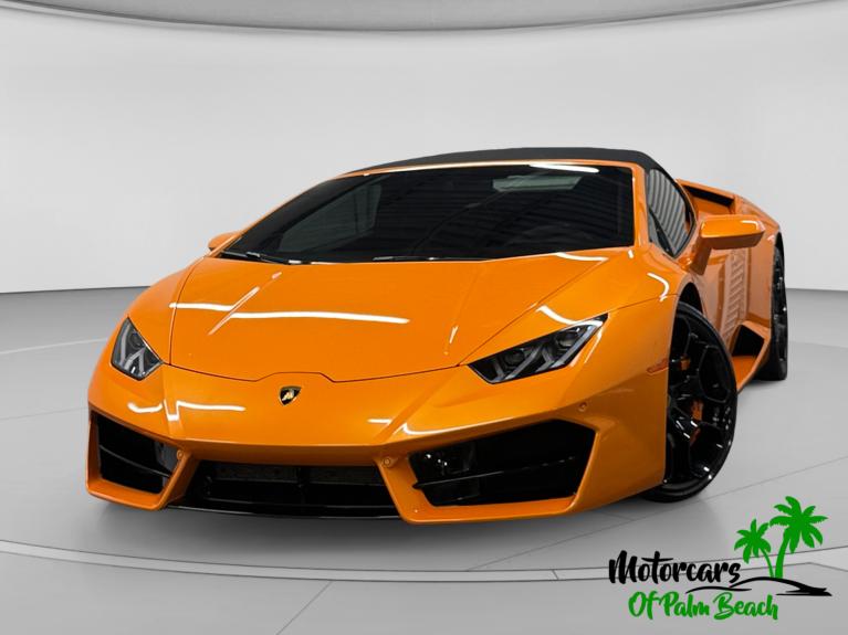 Used 2019 Lamborghini Huracan RWD Sypder for sale $299,995 at Motorcars of Palm Beach in Delray Beach FL